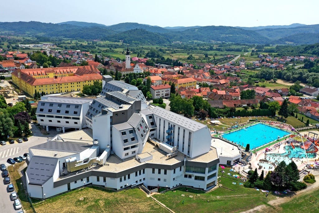Wellness in Croatia: Thermal Spas, Adriatic Relaxation, and Modern Wellness Culture
